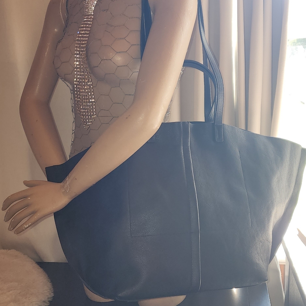 All Saints Black Leather Tote Bag - Picture 12 of 12